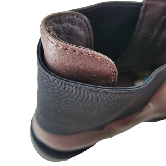 Clarks Narrative Marquette Wish Chelsea Boots Ankle Womens 8.5 M Taupe Leather - Picture 12 of 14